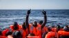 Encore 2.300 migrants secourus et 2 morts en Méditerranée