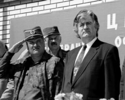 Ratko Mladic i Radovan Karadžić u Banjaluci, 26. juni 1995. godine