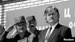 Ratko Mladic i Radovan Karadžić u Banjaluci, 26. juni 1995. godine