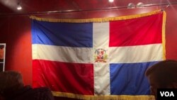 Drapeau de la République dominicaine.