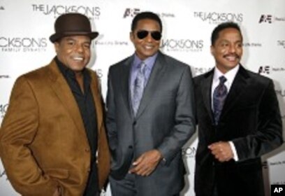 Tito Jackson - Much love and many blessings to my sisters