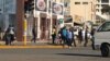 Sekuqhamuke Udlakela Ngesikhathi Abezombusazwe Bekhankasela Ukhetho Oluzayo