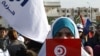 突尼斯選民前往投票站選舉製憲議會