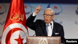 Le président tunisien Beji Caid Essebsi lors d'un discours devant le congrès du mouvement Ennahdha à Tunis, Tunisie, le 20 mai 2016.