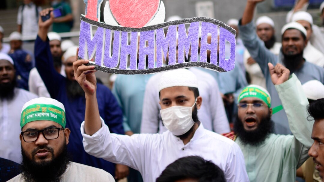 Protesti protiv Francuske u Bangladešu
