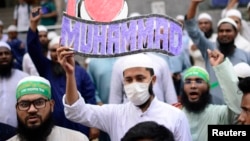 Protesti protiv Francuske u Bangladešu