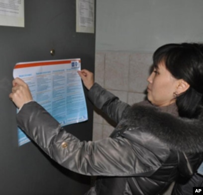 Semiz yigit bilan porno Savannah porno aktrisa video