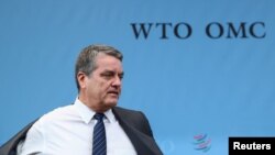 Roberto Azevedo, director general de la OMC llega a la sede del organismo en Ginebra, Suiza, el 9 de diciembre de 2019.