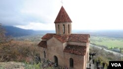 ქურმუხის წმინდა გიორგის ეკლესია, ქართული მართლმადიდებლური ტაძარი ჰერეთში, აზერბაიჯანის რესპუბლიკა.