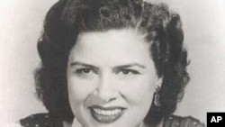 Patsy Cline bila je jedna od omiljenih country pjevačica u Sjedinjenim Državama, a njena popularnost očita je i danas
