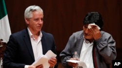 Evo Morales y Álvaro García Linera han sido vetados de participar como candidatos a las próximas elecciones presidenciales en Bolivia.