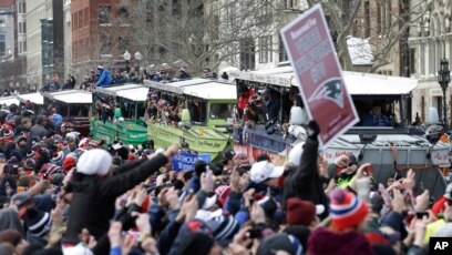 New England Patriots Super Bowl Parade Draws Thousands