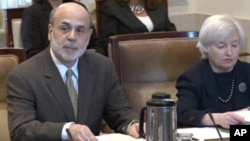 Bernanke: Središnja banka još uvijek ima načina za stimuliranje gospodarstva