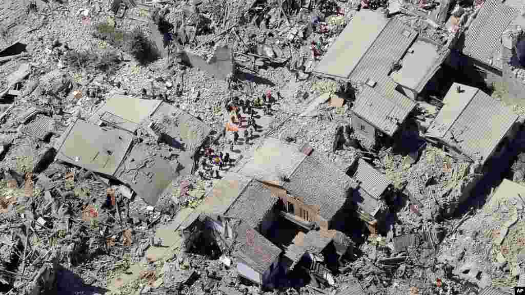 Un séisme de magnitude 6.2 sur l&rsquo;échelle de Richter a fait de nombreux morts et disparus dans le centre de l&rsquo;Italie, le 24 août 2016.