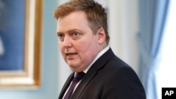Firayim Ministan Iceland Sigmundur David Gunnlaugsson saboda samunsa da boye kudi a kasar waje