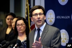Washington State Attorney General Bob Ferguson speaks at a news conference about the state's response to President Trump's travel ban in Seattle, March 9, 2017.