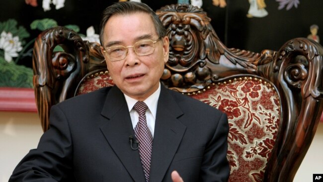Thủ tướng Phan Văn Khải được nhiều người ghi nhận là có công trong việc thúc đẩy phát triển doanh nghiệp tư nhân ở Việt Nam.