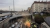 "Chalecos amarillos" mantienen la presión en Francia contra Macron y estallan disturbios