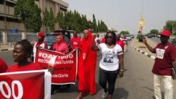 Le groupe de campagne Bring Back Our Girls a plusieurs fois manifesté pour réclamer le retour des écolières de Chibok. (VOA/Gilbert Tamba)