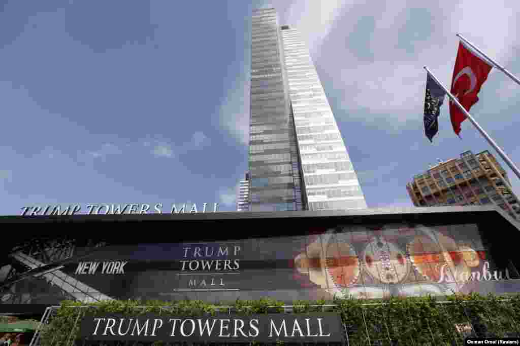 İstanbul Mecidiyeköy'deki Trump AVM