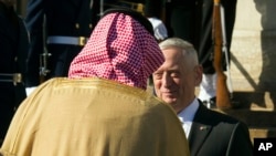 Defense Secretary Jim Mattis welcomes Saudi Crown Prince Mohammed bin Salman to the Pentagon in Washington, March 22, 2018.