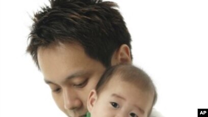 Testosterone Drops When Men Become Fathers