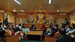 དཔལ་འབྱོར་ཡར་རྒྱས་བཏང་སྟེ་འཛམ་གླིང་ལ་བདེ་སྐྱིད་བསྐྲུན་ཐབས་ཀྱི་བགྲོ་གླེང་།