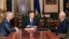 Presiden Ukraina Terima Pengunduran PM Azarov