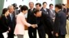 한국대통령, 일본 재계대표단 접견..."비핵화 관심바란다"