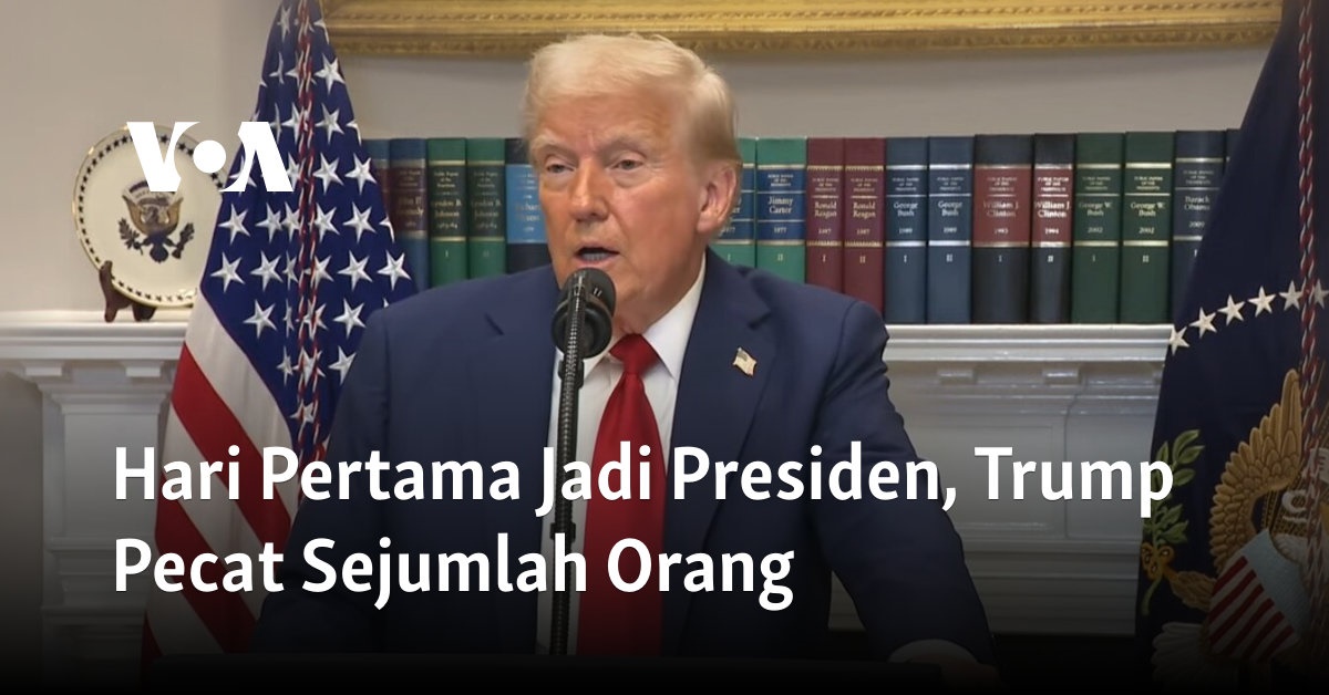 Hari Pertama Jadi Presiden, Trump Pecat Sejumlah Orang