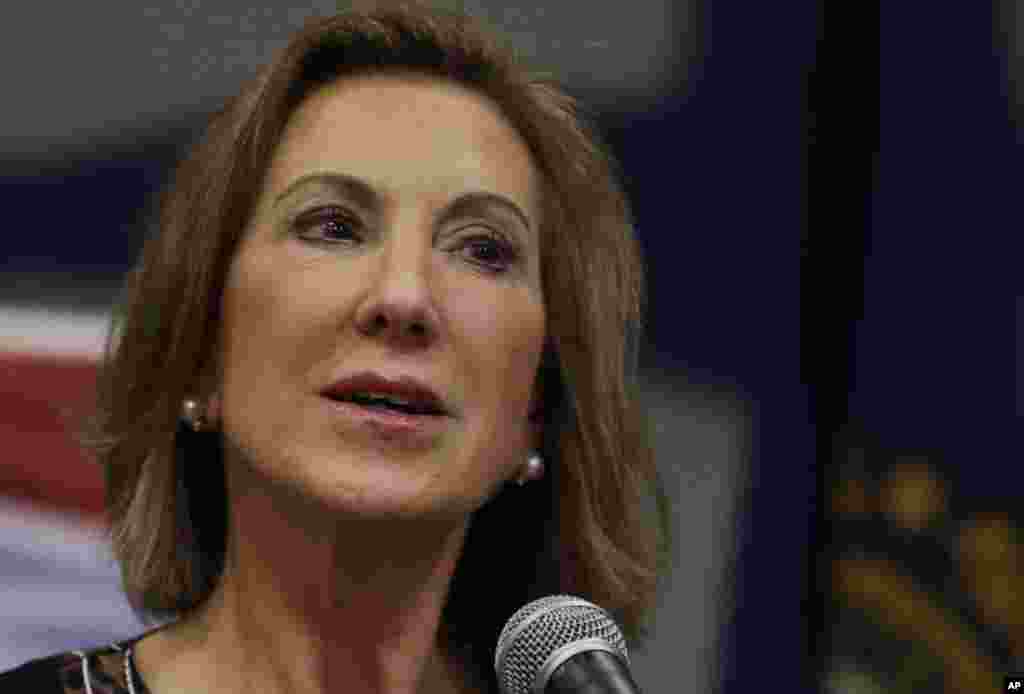 Carly Fiorina, ex- Chefe Executiva de Operações da Hewlett-Packard, fala num evento da sua campanha em Nova Boston