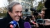 Platini continuará suspendido