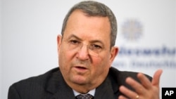 Menhan Israel Ehud Barak akan meninggalkan kancah politik (foto: dok). Barak berbeda pendapat dengan PM Netanyahu mengenai pendekatan dengan AS dalam strategi menghadapi nuklir Iran.