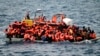 На побережье Ливии обнаружены тела 28 мигрантов