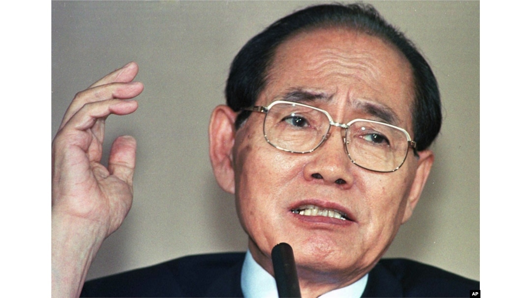 Hwang Jang Yop, 74 tuổi, trong một bức hình chụp vào ngày 10 tháng 7, 1997.