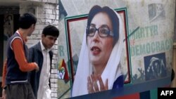 Ông Zardari cảnh báo về âm mưu phản dân chủ nhân dịp kỷ niệm 4 năm ngày vợ ông, cựu Thủ tướng Benazir Bhuto, bị ám sát.