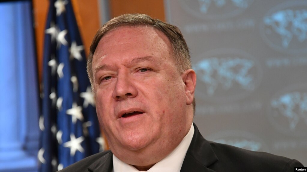 Državni sekretar Pompeo oglasio se pošto je u petak predsednik Tramp izjavio da će, najkasnije do subote, narediti zabranu društvene mreže TikTok u Sjedinjenim Državama. (Foto:Mangel Ngan/Pool via REUTERS)