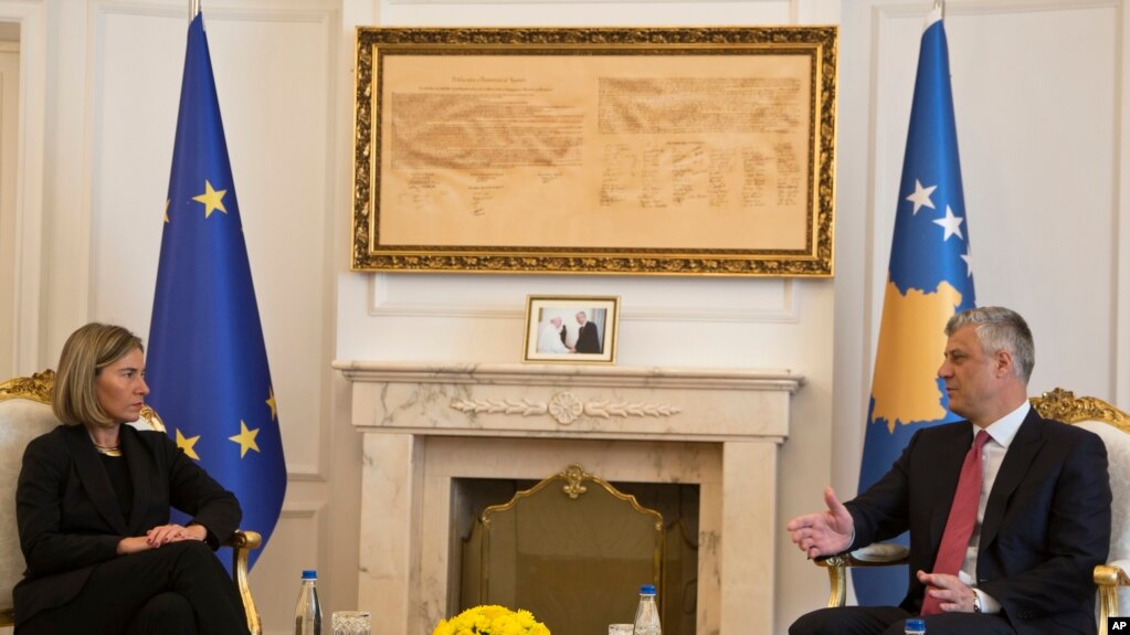 Mogherini në Kosovë – kufiri me Malin e Zi e pastaj liberalizimi