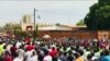 Une marche des syndicats, Ouagadougou, le 28 février 2020 (VOA/Lamine Traoré)