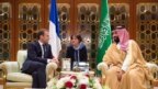 Tổng thống Pháp Emmanuel Macron gặp Thái tử Mohammed bin Salman ở Riyadh hồi năm 2017