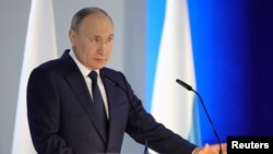 Vladimir Putin, Presidente russo, no discurso sobre o estado da nação, 21 Abril 2021