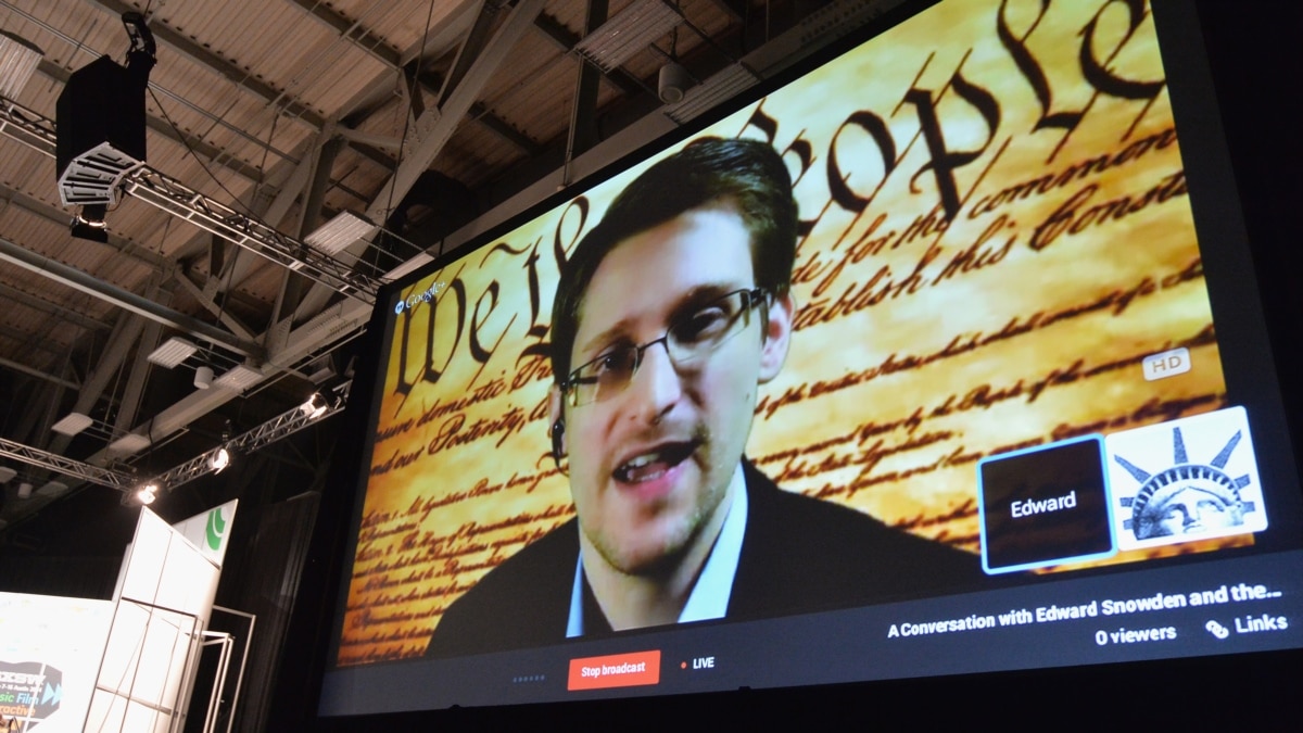 'Whistleblowing' and 'Leaking' Explained