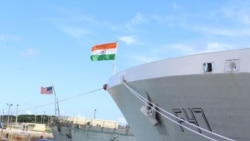 印度海军一艘护卫舰2021年8月21日抵达关岛美国海军基地准备参与联合军演(美国海军