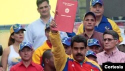 Maduro recibió poderes especiales "antiimperialistas" para enfrentar la supuesta agresión de Estados Unidos.