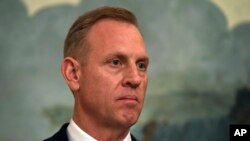 El secretario interino de Defensa, Patrick Shanahan, asiste a una ceremonia con el presidente Donald Trump y el primer ministro israelí Benjamin Netanyahu en la Sala de Recepción Diplomática en la Casa Blanca, en Washington, el lunes 25 de marzo de 2019.