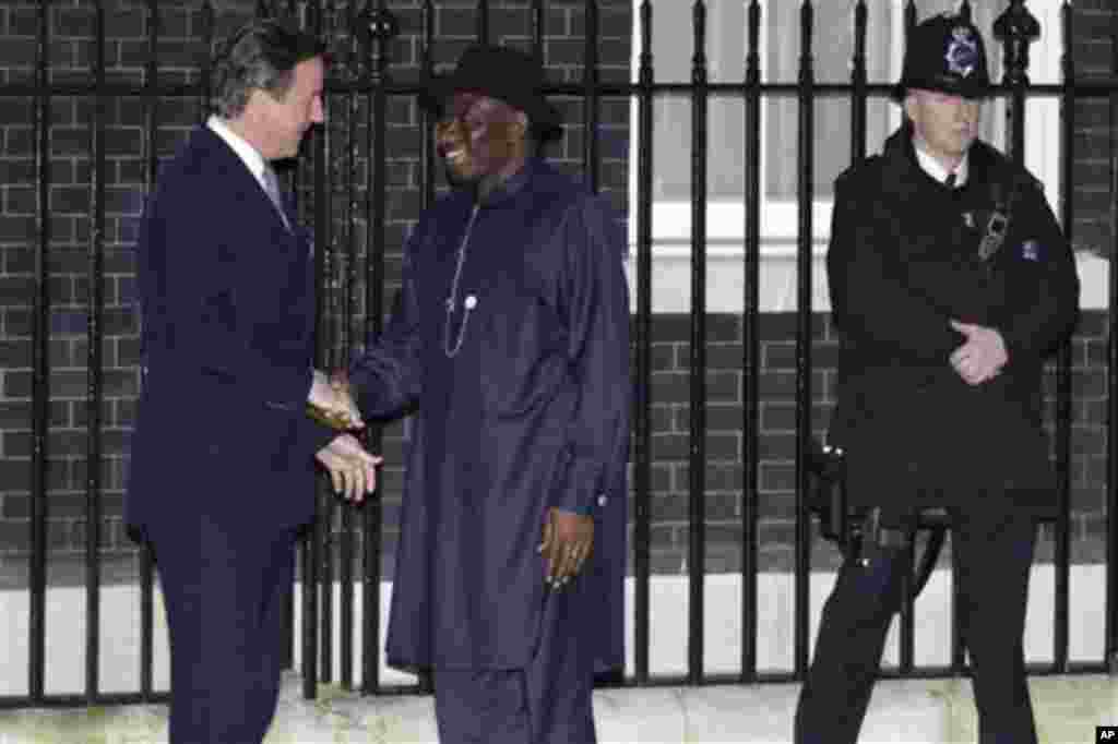 Shugaban Najeriya Goodluck Jonathan da PM Ingila David Cameron, London, 22 Fabrairu 2012