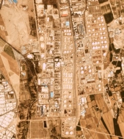 Tondgooyan Petrochemical Co. terlihat dalam foto satelit oleh Planet Labs Inc. di selatan Teheran, Iran, Rabu, 2 Juni 2021. (REUTERS).