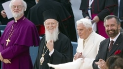 پاپ: دين نبايد بهانه ای برای تروريسم و جنگ باشد