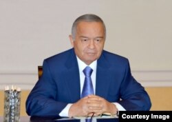 Islom Karimov, Oqsaroy