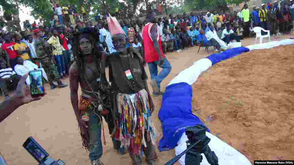 Tsayyabu Jadi da Salam, 'yan Kokowa a Jamhuriyar Nijar
